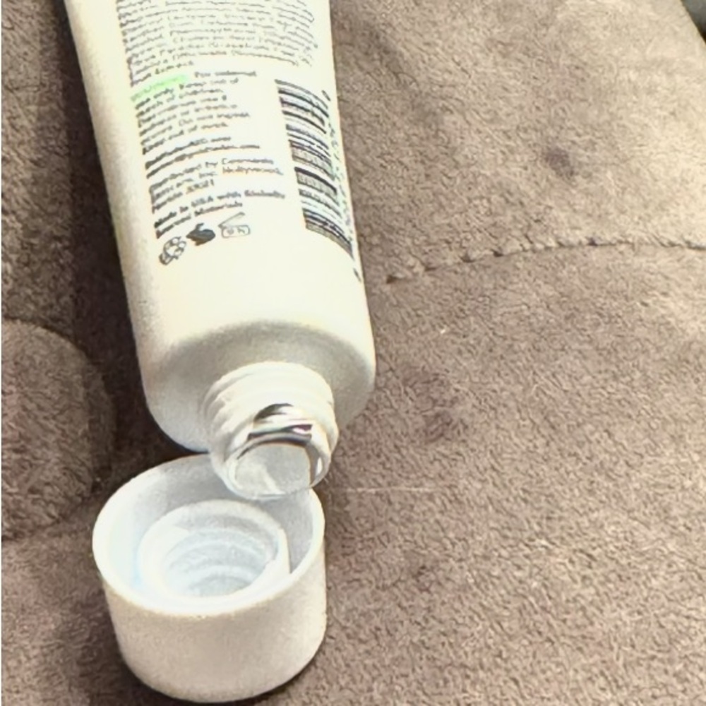 ‼️SOLD‼️ Goldfaden MD Vital Boost Daily Moisturizer - Picture 5 of 6